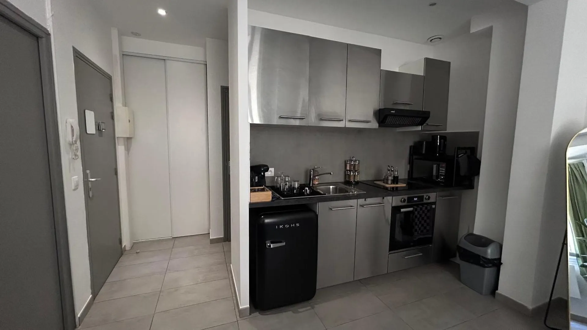 Apartment Appartement Pres De La Gare St Charles Marseille France